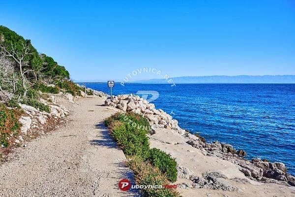 Mali Lošinj (Lošinj): Plaža Poljana FKK