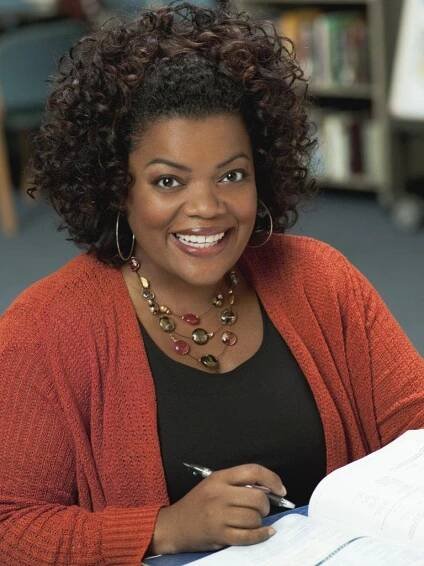 yvette-nicole-brown-community-image-1