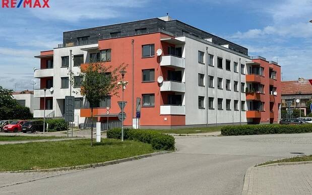 3+kk, Zelnice Iii, Slavkov u Brna, 72 m²