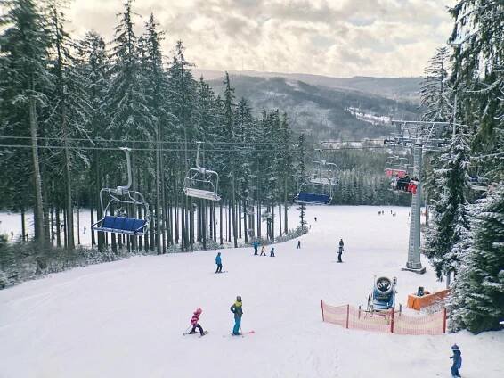 SKIAREÁL LIPNO: Aktuální víkendová nabídka: Tříkrálová akce pro děti a otevření další sjezdovkyZa krásnější Vimperk