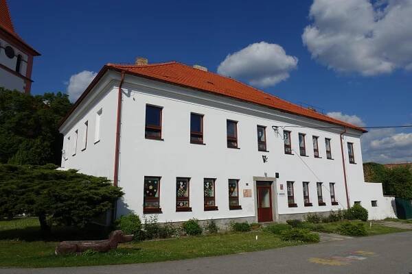 Mateřská škola Oslov, okres Písek foto 1