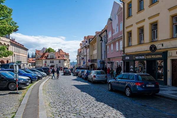 Pronájem Byt 2+1, Pohořelec, Praha 1 - Hradčany
