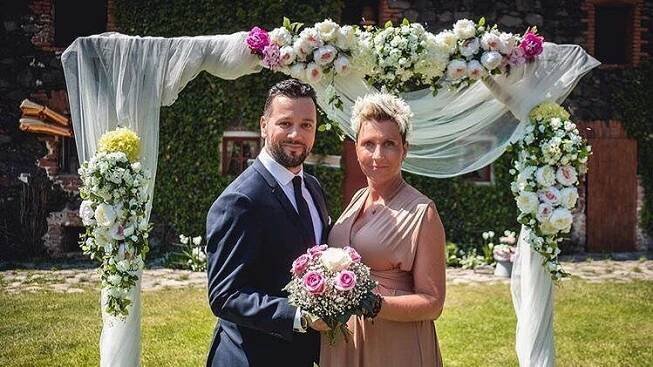 Trénovali na vlastní svatbu? Michal Kavalčík se se svou těhotnou partnerkou Zuzanou pochlubil svatební fotografií - Super.cz