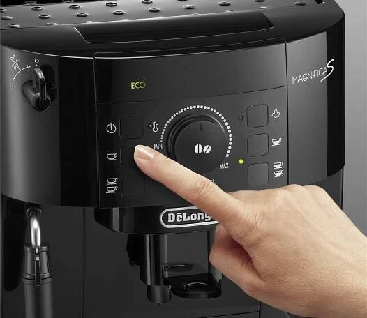 Automatický kávovar De'Longhi Magnifica S ECAM 12.121.B černý | DATART
