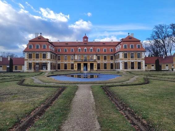 GC9P6PD Zámek Rájec nad Svitavou (Virtual Cache) in Jihomoravský kraj, Czechia created by kristla 