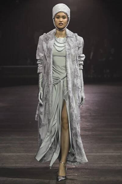MBPFW 2025: Představujeme 5 nej z pražského fashion weeku