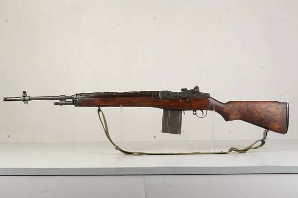 ORIGINAL CHINESE COPY of the M14 assault Rifle
