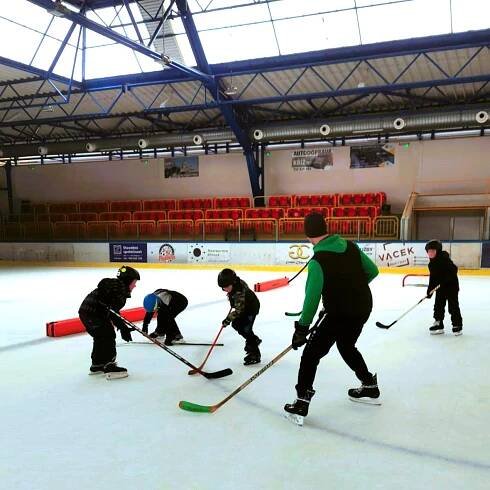 BRUSLENÍ 2. + 3. TŘÍDA - ZŠ Dukelských bojovníků a MŠ Dubenec 