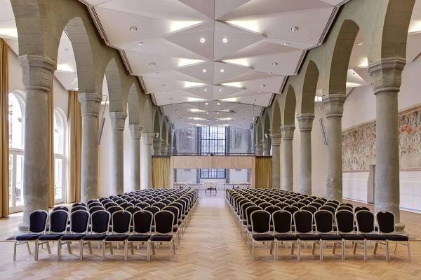 Steigenberger Inselhotel Konstanz Exterior foto The interior of the restored abbey church