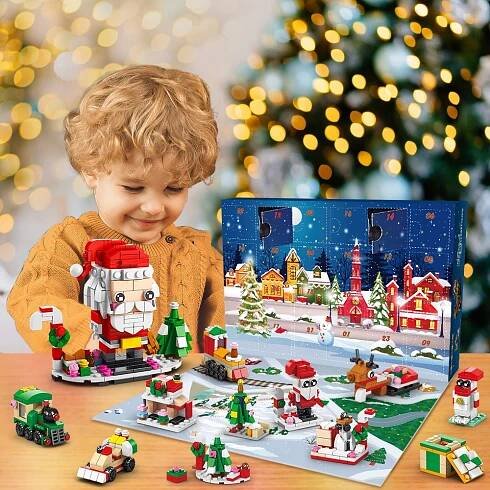 ADVENTNÍ KALENDÁŘ PRO DĚTI STAVEBNICE VLAK MIKOLAJ VÁNOČNÍ STROMEK 1122ks 28v1 Typ stavební kostky