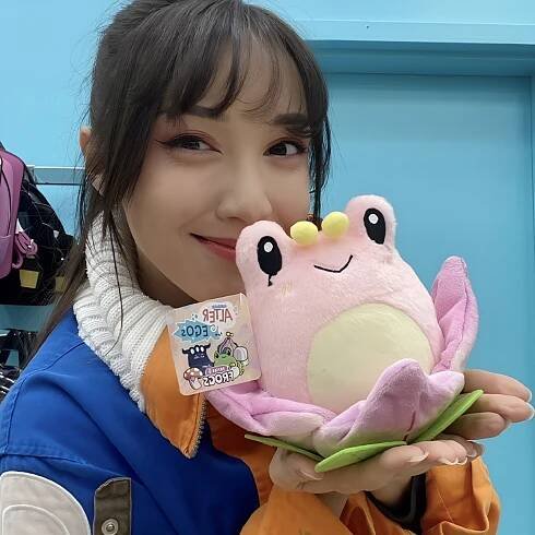 Plyšová Žába na lotosu Squishable - Svět Kawaii