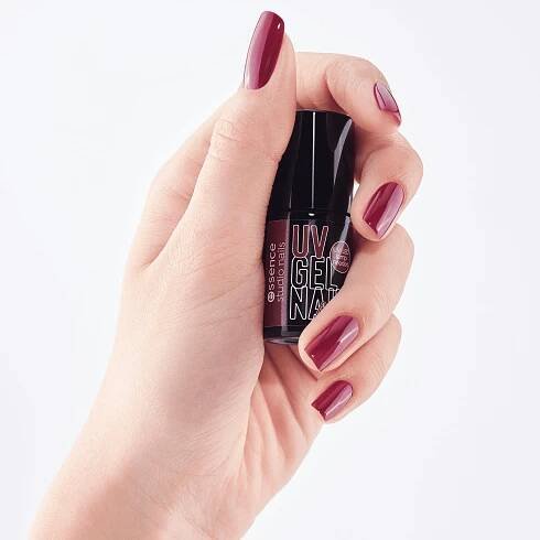 studio nails UV GEL NAIL lak na nehty