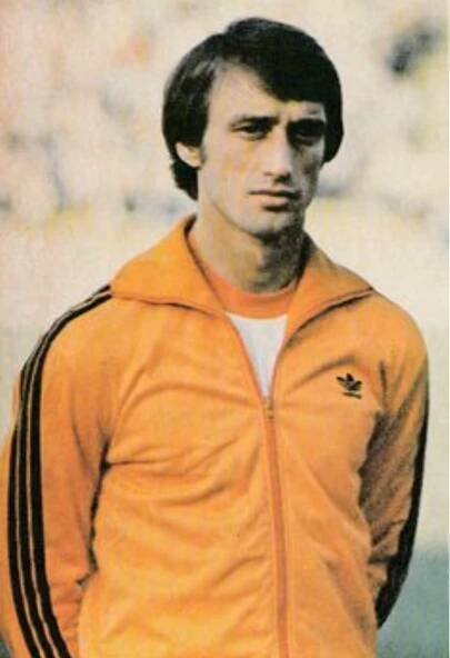 Greatest Left Wingers of All Time - Pythagoras In Boots