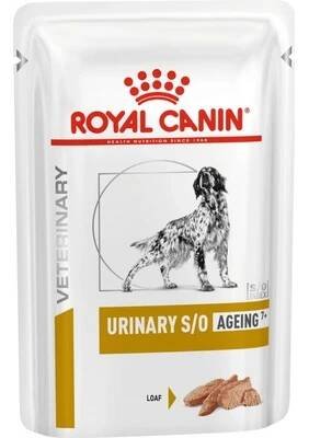 Royal Canin Veterinary Urinary S/O Ageing 7+ Loaf. Mokré krmivo pro starší psy s problémy s močením, zobrazení kousků krmiva a psa na obalu.