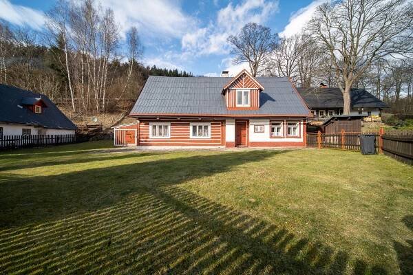 Prodej chalupy dřevěnky 47, Trutnov | Jan Kisý - realitní makléř