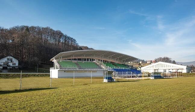 Nogometni stadion