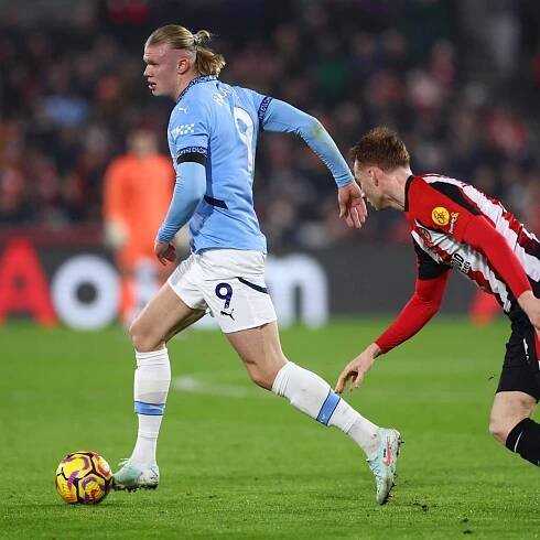 Boost for Man City as key players return for decisive fixtures