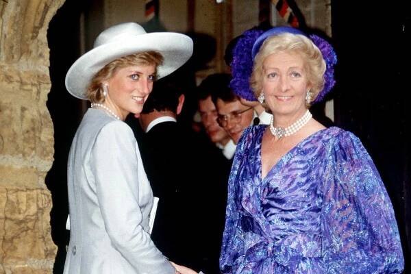 Inside Princess Diana's highly fraught relationship with her mother, Frances Shand Kydd.