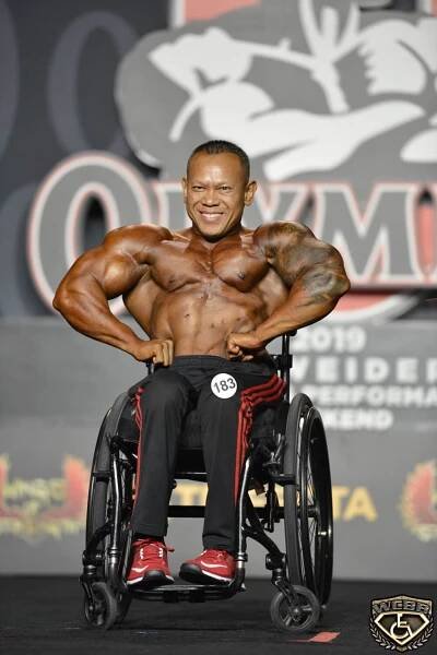 Kris Dim - wheelchairbodybuilding