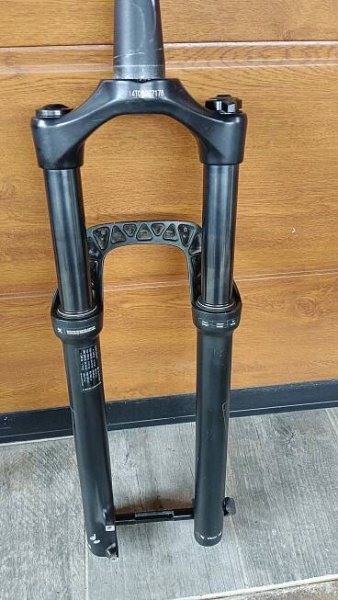 vidlice 29" FOX 2024 PERFORMANCE ELITE 34 a RockShox Recon RL 130mm