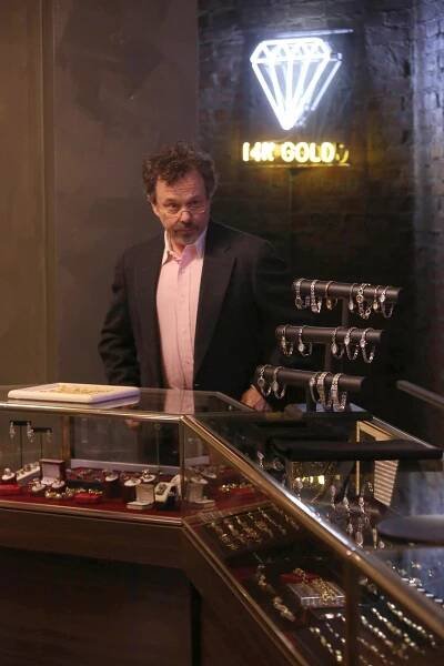 Sběratelé kostí - Krvavé diamanty - Z filmu - Curtis Armstrong