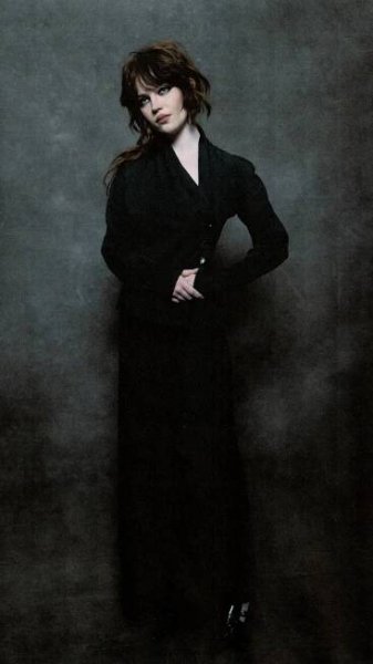 Sophie Thatcher Is All the Rage: On Heretic, Yellowjackets, and Making Art Out of a Broken Heart