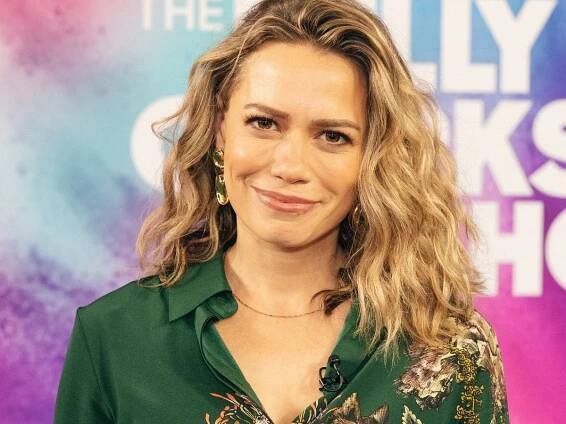 Bethany Joy Lenz says she lost $2 million of 'One Tree Hill' money to cult
