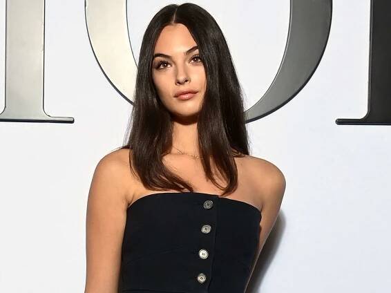 Deva Cassel attends the Dior Womenswear Spring/Summer 2022 show as part of Paris Fashion Week on September 28, 2021 in Paris, France.