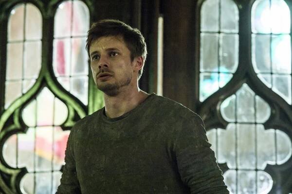 Satan přichází - Šelma povstává - Z filmu - Bradley James