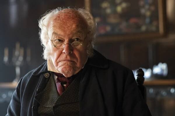 Zemřel herec Timothy West (†90), známý z Poirota či Vražd v Midsomeru