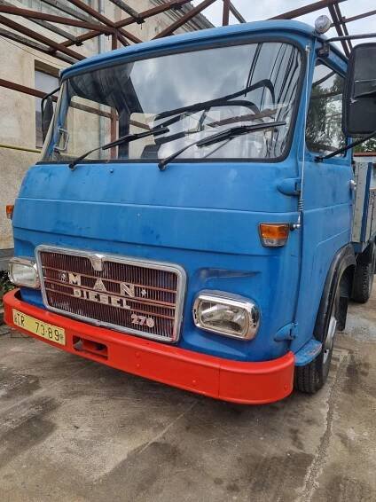 1970 Avia Renault-Saviem SG2 3.3 diesel 53 kW 176 Nm