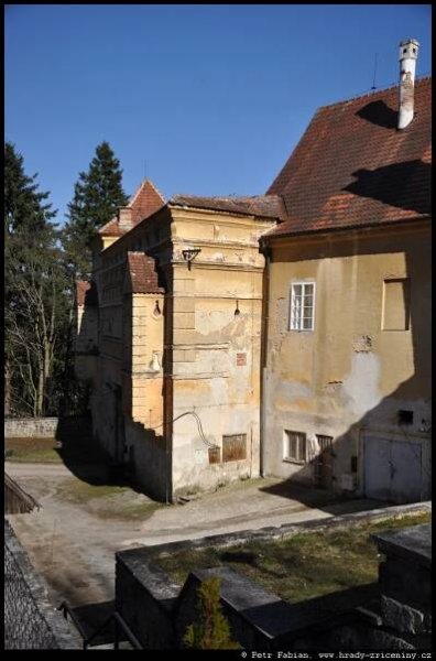 Račice – fotografie / hrady-zriceniny.cz