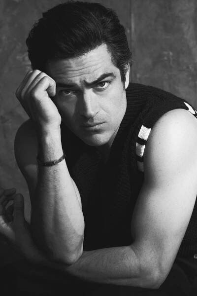 Alfonso Herrera talks on playing Ozark's JAVI