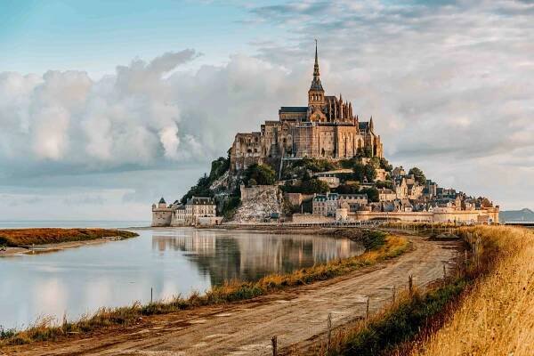 Road Trip to Normandy Itinerary for 3 Days : Beaches, Cliffs, and More (2023)
