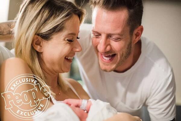 Meet Olivia Rose! Florida Georgia Line's Tyler Hubbard and Wife Hayley Welcome Daughter