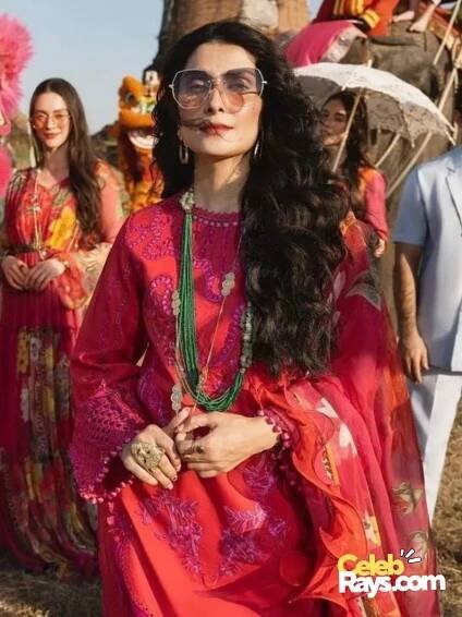 Ayeza Khan style