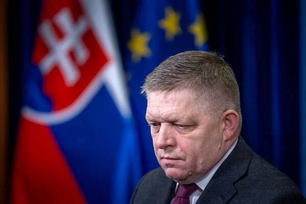 Fico: Česká vláda sa rozhodla ohroziť vzťahy so Slovenskom v záujme podpory vojny