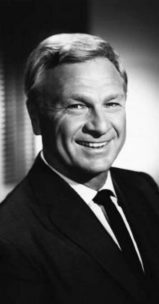 Eddie Albert (1906-2005) - Find a Grave Memorial