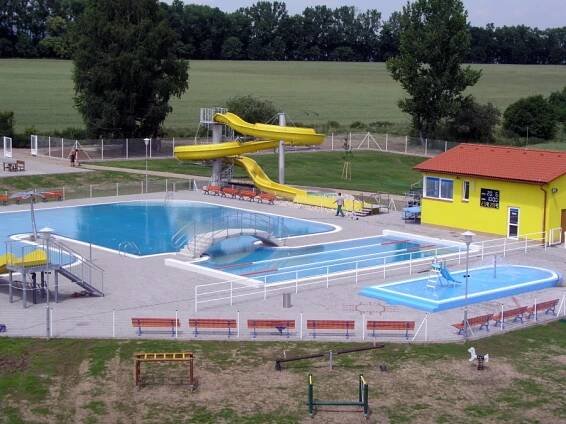 Koupaliště Velké Opatovice | Koupání Velké Opatovice | NaVylet.cz