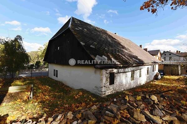 PRODEJ RODINNÉHO DOMU 198 M2, NA POZEMKU 471 M2, ZDÍKOV, OKRES PRACHATICE