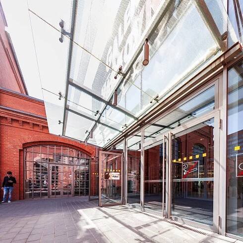 Galerie Vaňkovka Brno | TERMETAL Moravia – výrobce a dodavatel hliníkových konstrukcí a automatických dveří