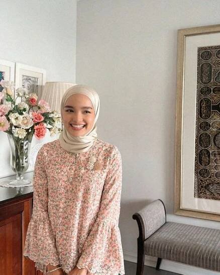 Raya ketiga with my beautiful cousins 🤗💕 | Instagram in 2025 | Everyday fashion outfits, Stylish outfits casual, Modesty outfits