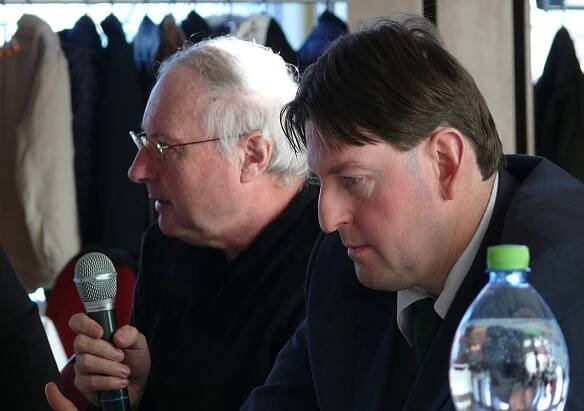 RNDr. Jaroslav Matoušek, CSc. z BC AV ČR, v. v. i., při zodpovídání dotazů (21. 1. 2016). | Foto: M. Brynda