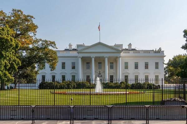 Galerie: Washington spustí exkluzivní klub pro bohaté. Vstup stojí více než půl milionu dolarů - Galerie - Echo24.cz