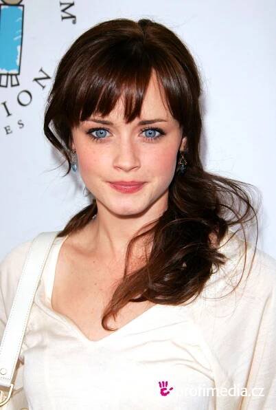 Alexis Bledel - celebrity účes - HappyHair