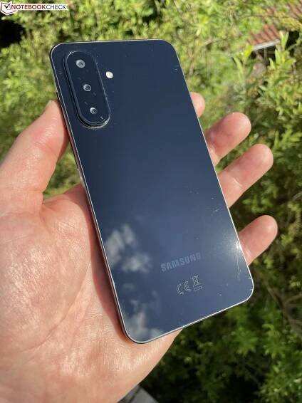 The new Galaxy A smartphone brings a breath of fresh air to the mid-range: Samsung Galaxy A26 5G review - NotebookCheck.net