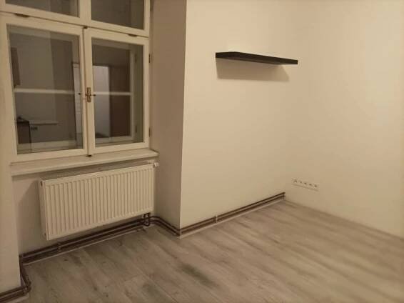 Pronájem podnájemního bytu 1kk, bj 7, v centru Olomouce, ul. Zámečnická