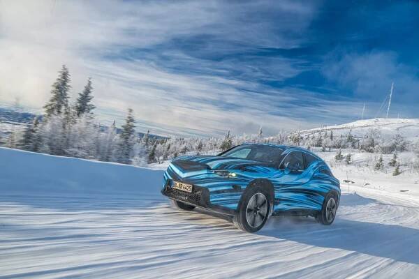 Mercedes ukázal svoje nejrychlejší SUV: Je jím chystané GLC, ovšem o rychlost jako takovou úplně nepůjde
