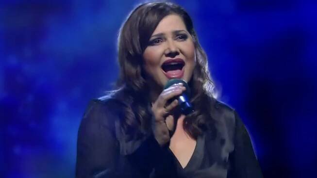 Ilona Csáková - Proč mě nikdo nemá rád (I Say A Little Prayer)