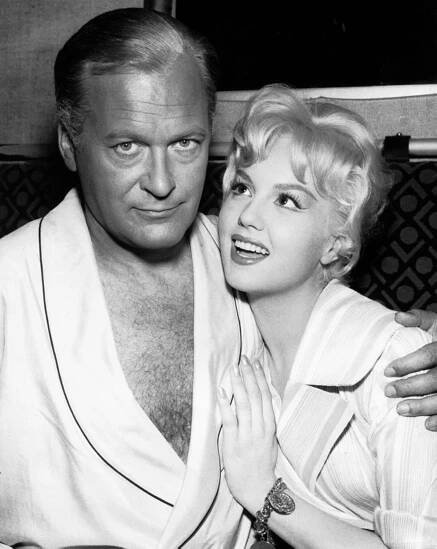 Mylène Demongeot and Curd Jürgens in Le vent se lève (1959)